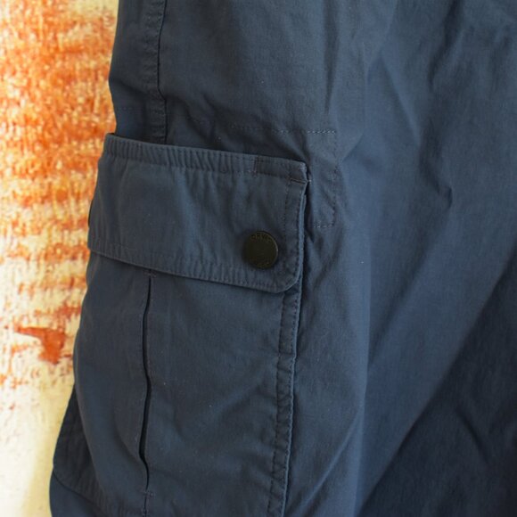 Men's Orvis Voyager Cargo Shorts Fishing 9" Inseam SIZE 40 Blue PRE-OWNED - Picture 6 of 10